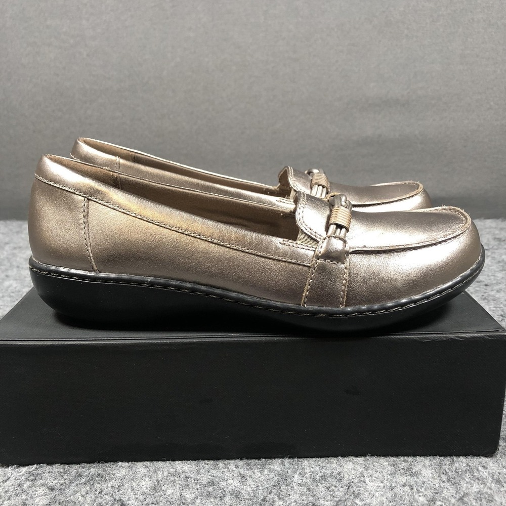 Clarks Collection Shoes Womens Size 7 Gold Leather Slip On Loafers Comfort Flats - Picture 8 of 16